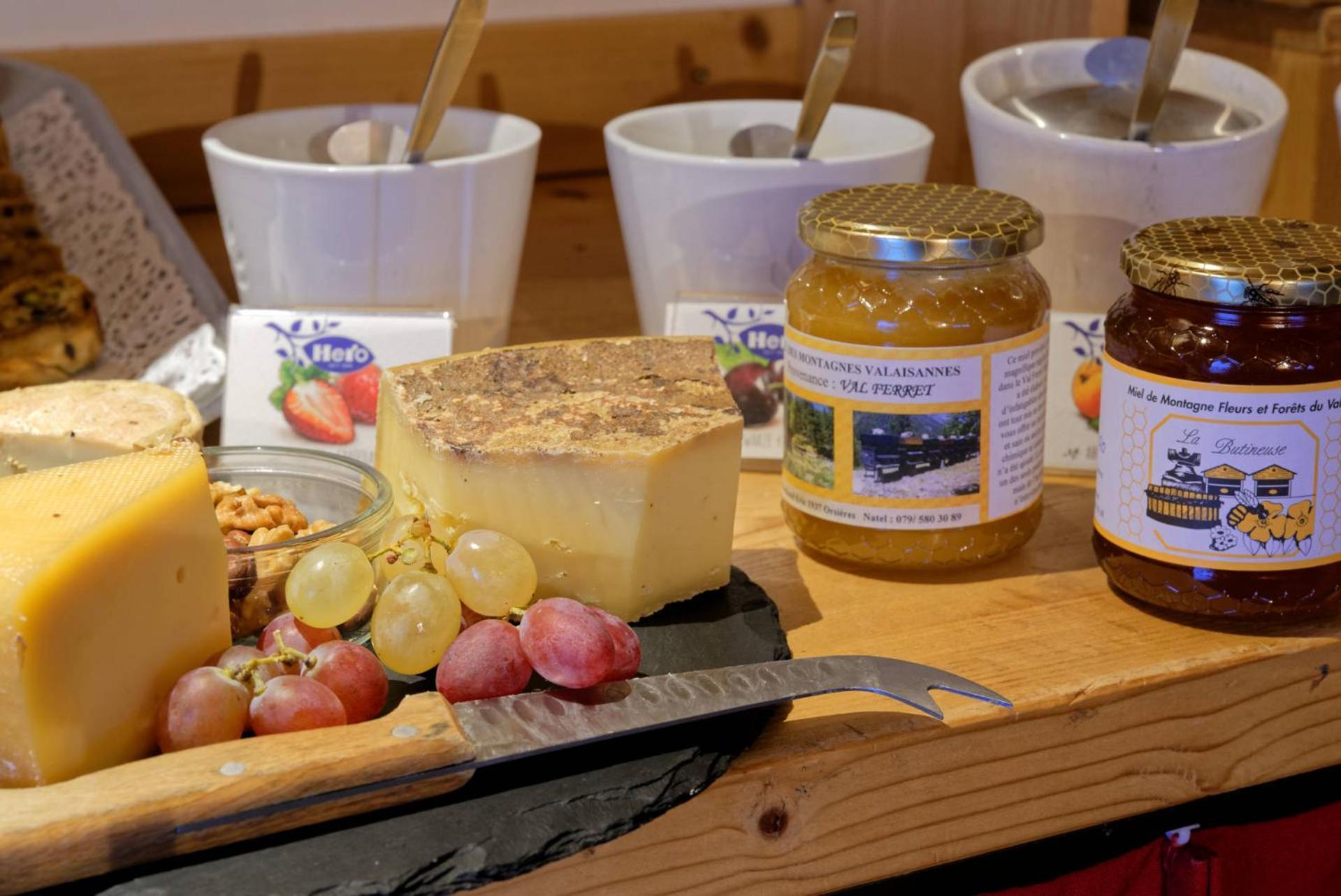 Auberge Des Glaciers Orsières エクステリア 写真